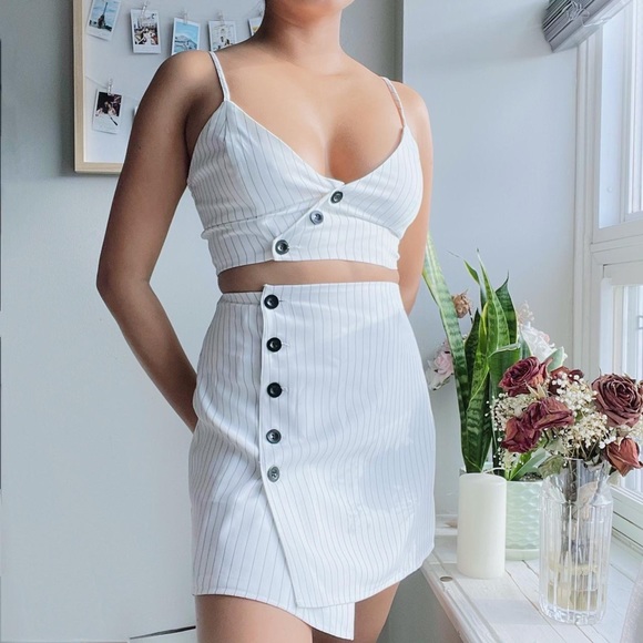 Gorgeous white with black stripes 2 piece set. This set is from Dynamite - Picture 3 of 3